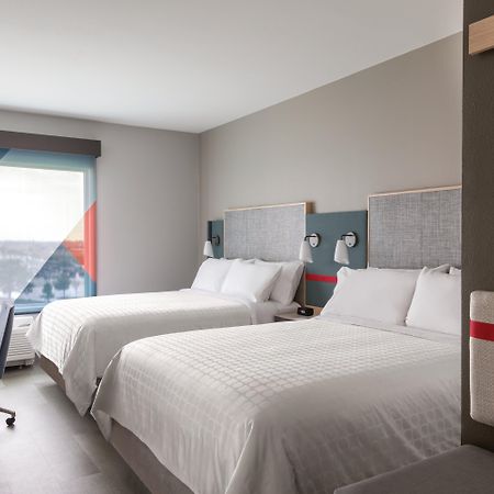 Avid Hotels - Denver Airport Area By Ihg Екстериор снимка