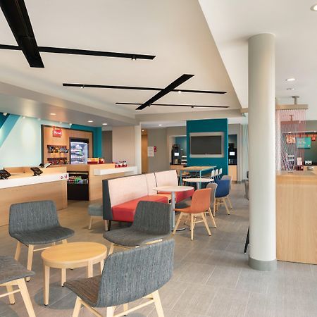 Avid Hotels - Denver Airport Area By Ihg Екстериор снимка