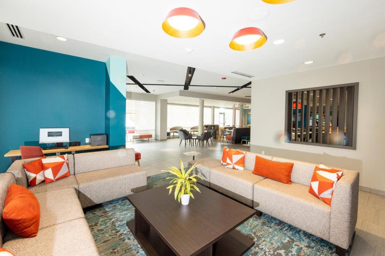 Avid Hotels - Denver Airport Area By Ihg Екстериор снимка