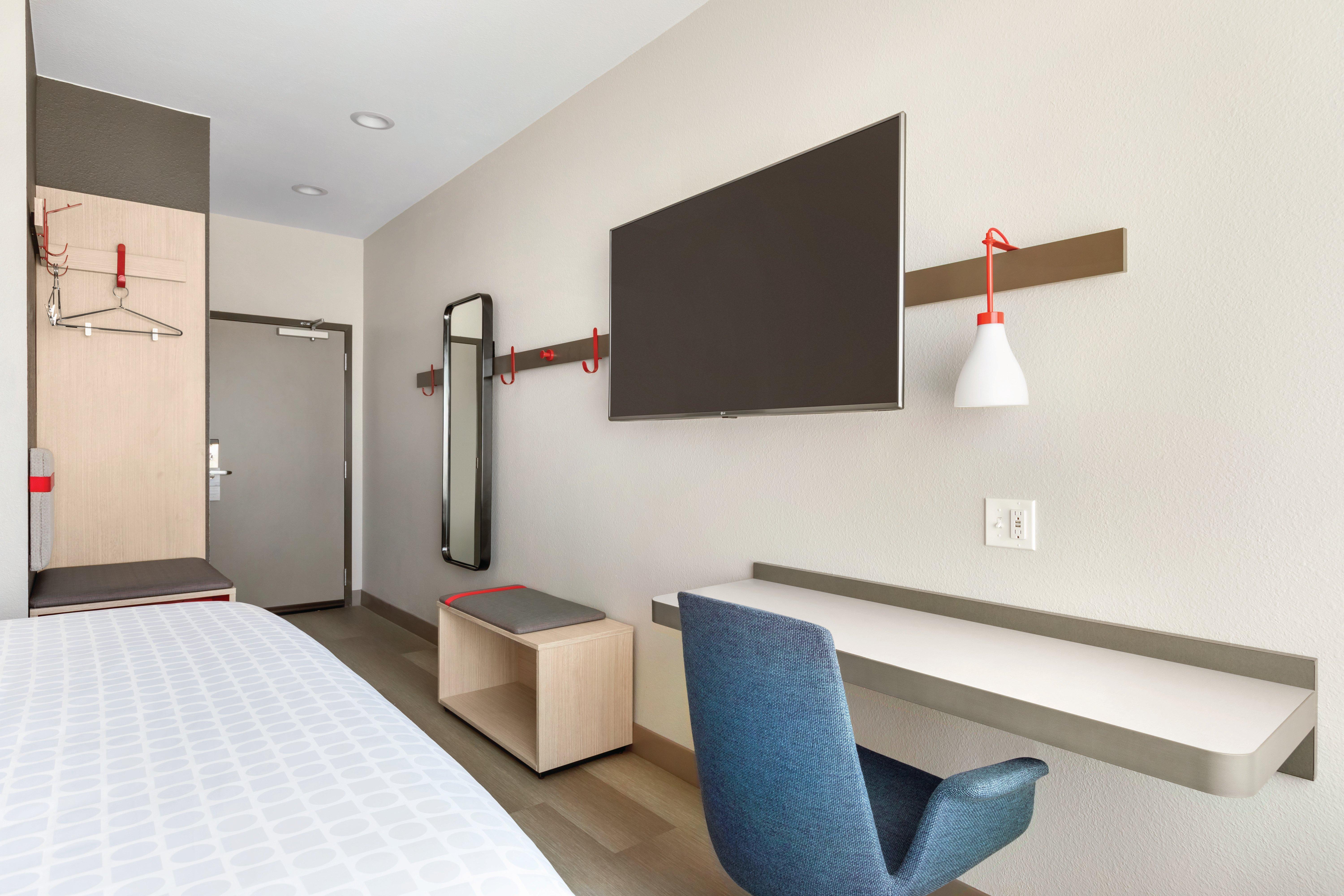 Avid Hotels - Denver Airport Area By Ihg Екстериор снимка