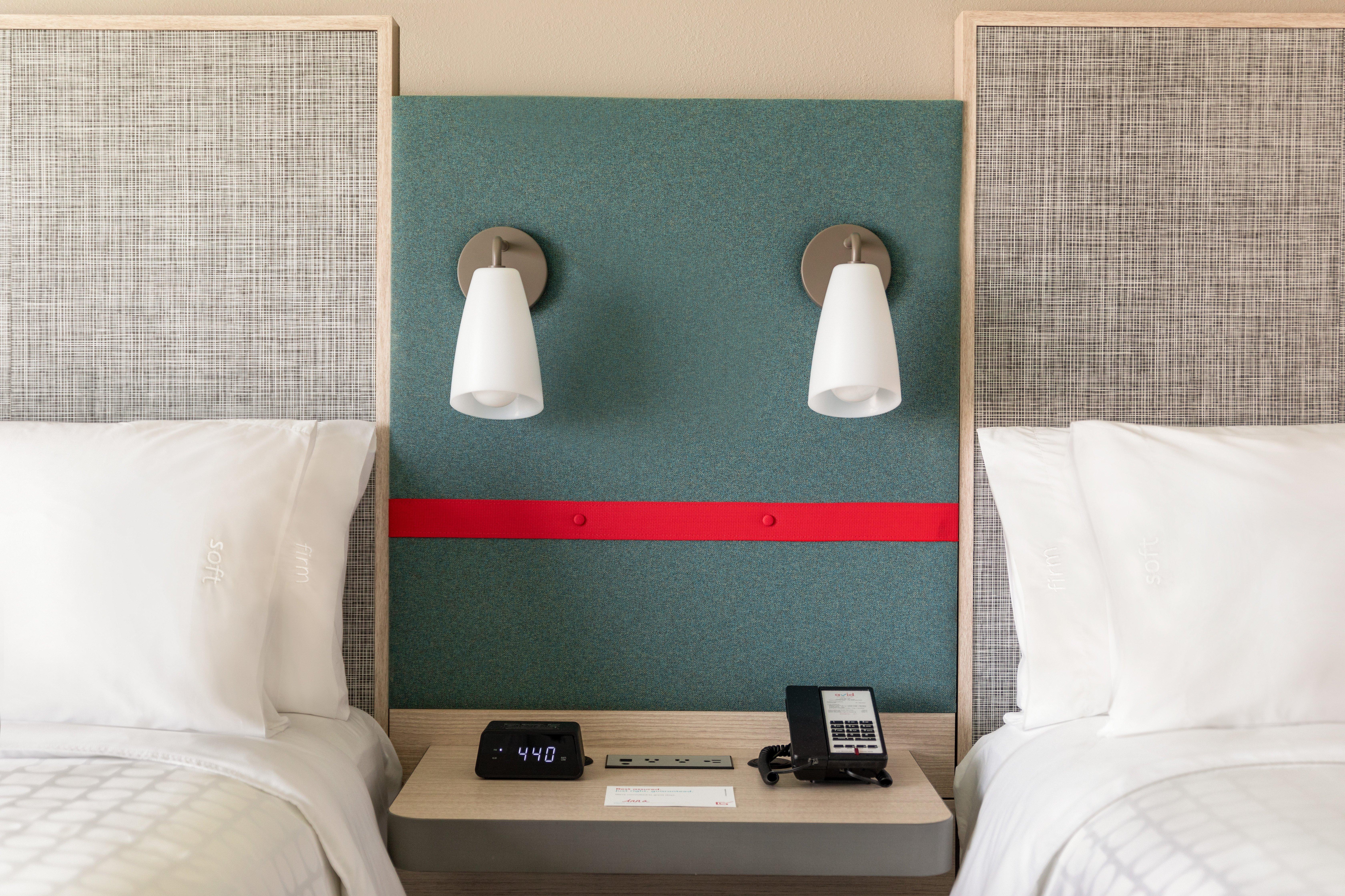 Avid Hotels - Denver Airport Area By Ihg Екстериор снимка